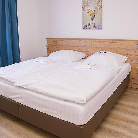 Keller Hoehe Bed & Breakfast Andernach Ngoại thất bức ảnh