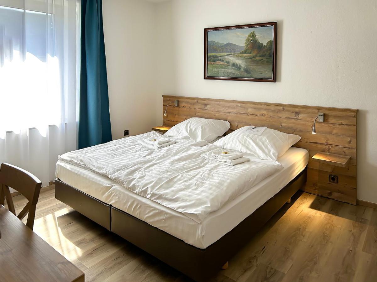 Keller Hoehe Bed & Breakfast Andernach Ngoại thất bức ảnh